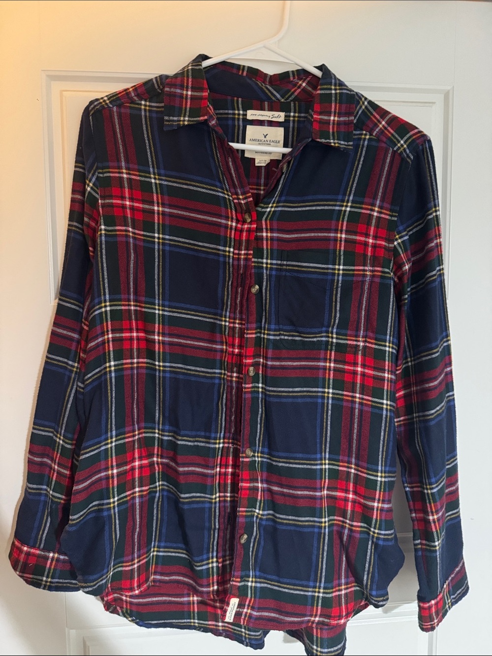American Eagle Outfitters Navy and Red Plaid Button-Down Shirt